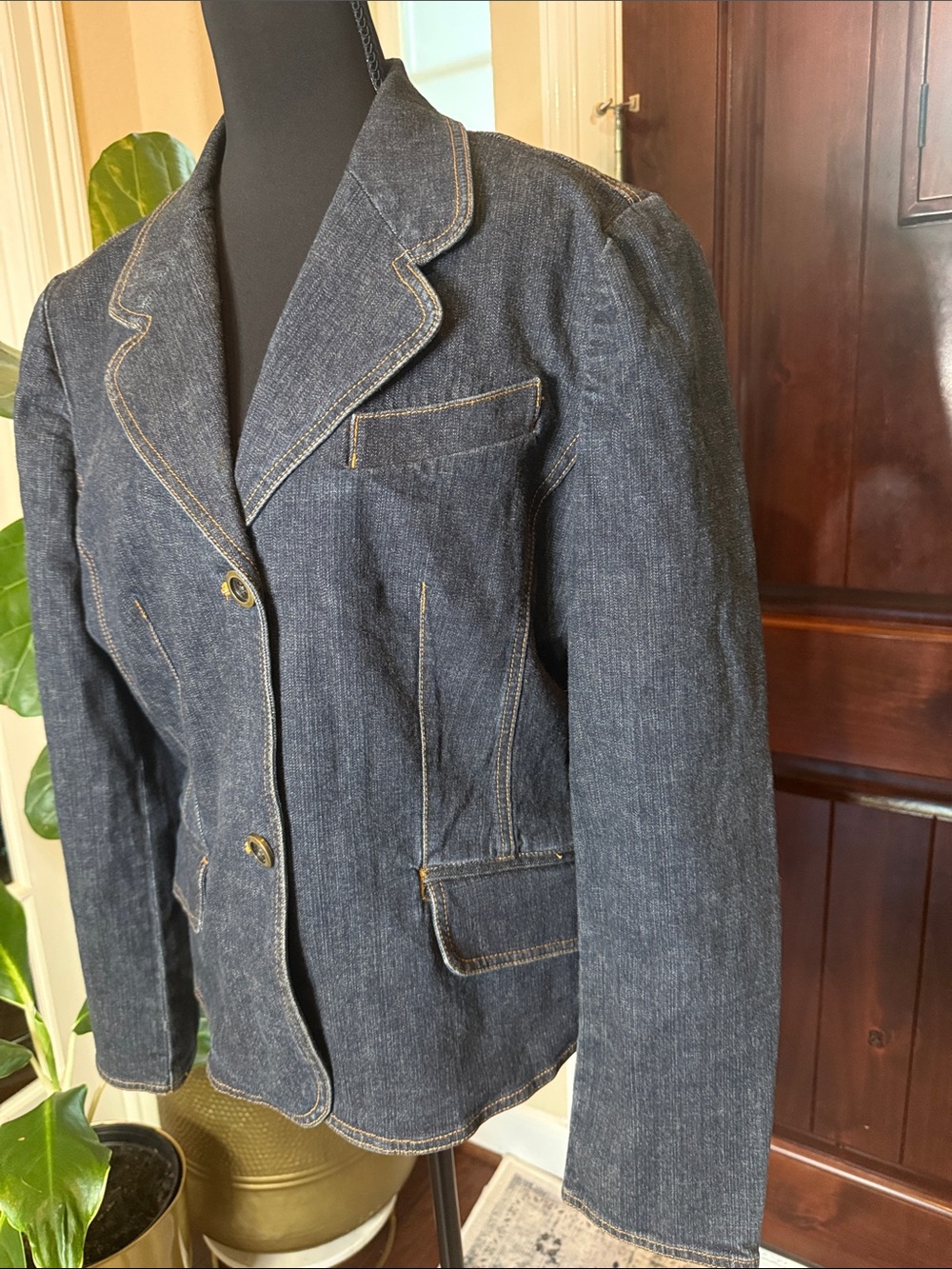 The Limited stretch denim blazer in a dark wash with contrasting stitching Sz L